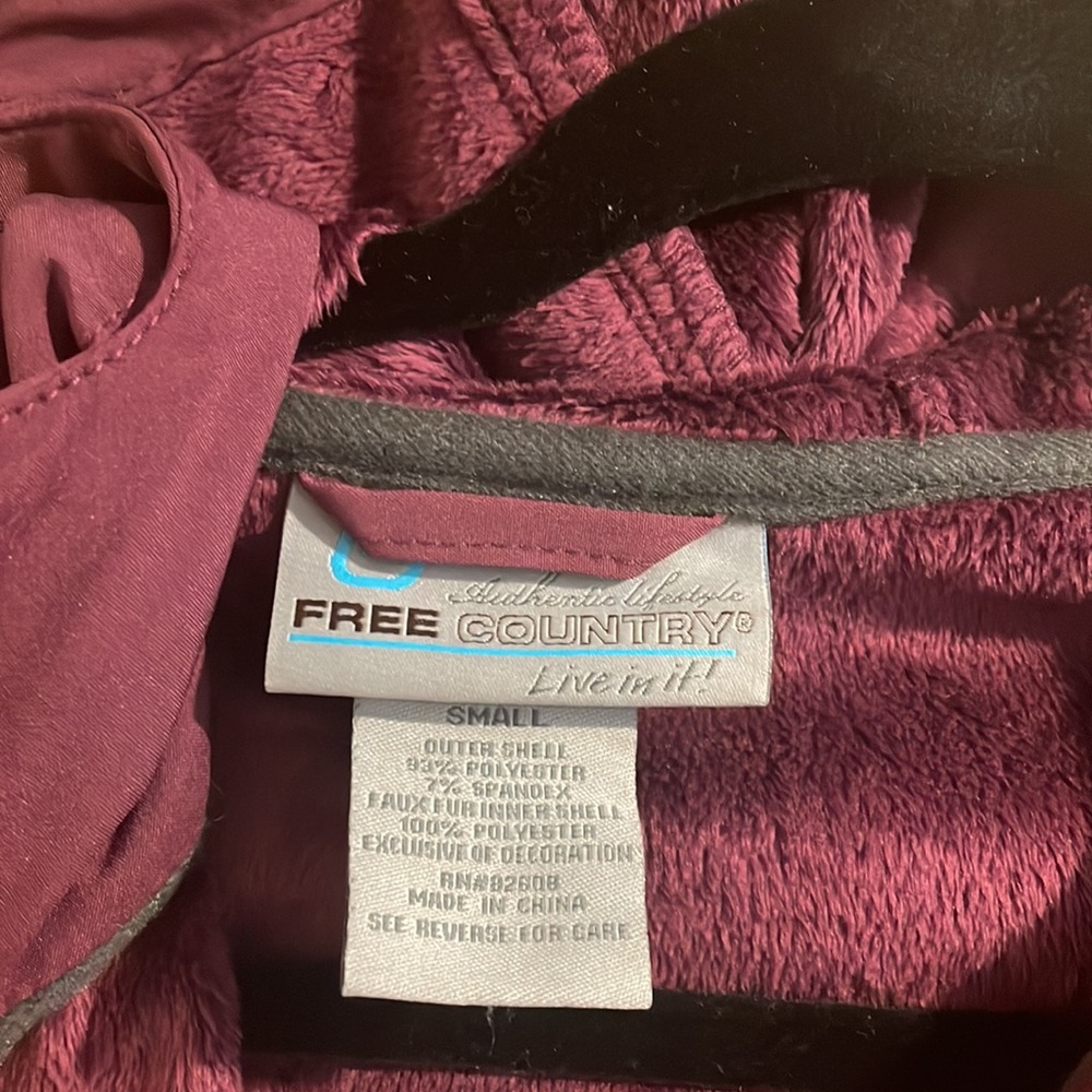 Water proof 3/4 length jacket - Picture 2 of 6